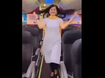 SpiceJet air hostess Uma Meenakshi dancing to Deepika Padukone’s Balam Pichkari. (instagram/@yamtha.uma) SpiceJet air hostess Uma Meenakshi dancing to Deepika Padukone’s Balam Pichkari. (instagram/@yamtha.uma)