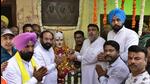 AAP leaders along with party workers paying tribute to martyr Bhagat Singh, Sukhdev, Rajguru at the ancestral house of martyr Sukhdev Thapar in Naughara Mohalla in Ludhiana on March 23, 2022. (Harsimar Pal Singh/HT) AAP leaders along with party workers paying tribute to martyr Bhagat Singh, Sukhdev, Rajguru at the ancestral house of martyr Sukhdev Thapar in Naughara Mohalla in Ludhiana on March 23, 2022. (Harsimar Pal Singh/HT)