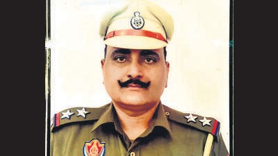 Punjab police personnel Pawan Kumar was going to pay obeisance at the historical Bagalmukhi temple in Una, from Saneta in Mohali, when the mishap took place. (HT Photo)