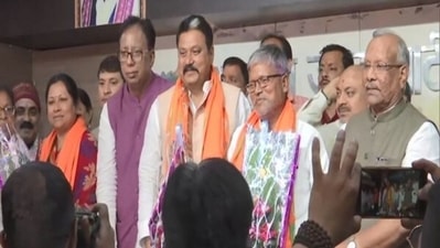 BJP state president Sanjay Jaiswal, Raju Singh, Mishri Lal Yadav, and Swarna Singh. BJP state president Sanjay Jaiswal, Raju Singh, Mishri Lal Yadav, and Swarna Singh.