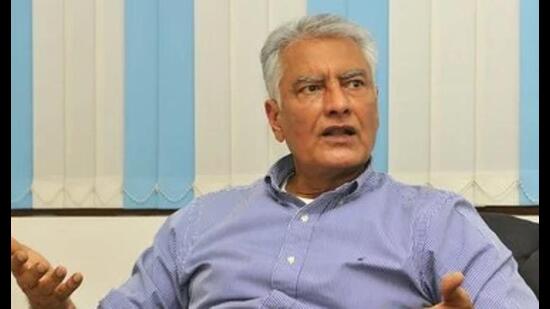 After Congress president Sonia Gandhi met leaders of the G-23 grouping to resolve internal party issues, former Punjab Congress chief Sunil Jakhar on Wednesday said “indulging the dissenters too much” will encourage more dissent.