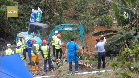 Rescuers work at the site where a China Eastern Airlines Boeing 737-800 plane, flight MU5735, crashed in Wuzhou, Guangxi Zhuang Autonomous Region, China. (VIA REUTERS)