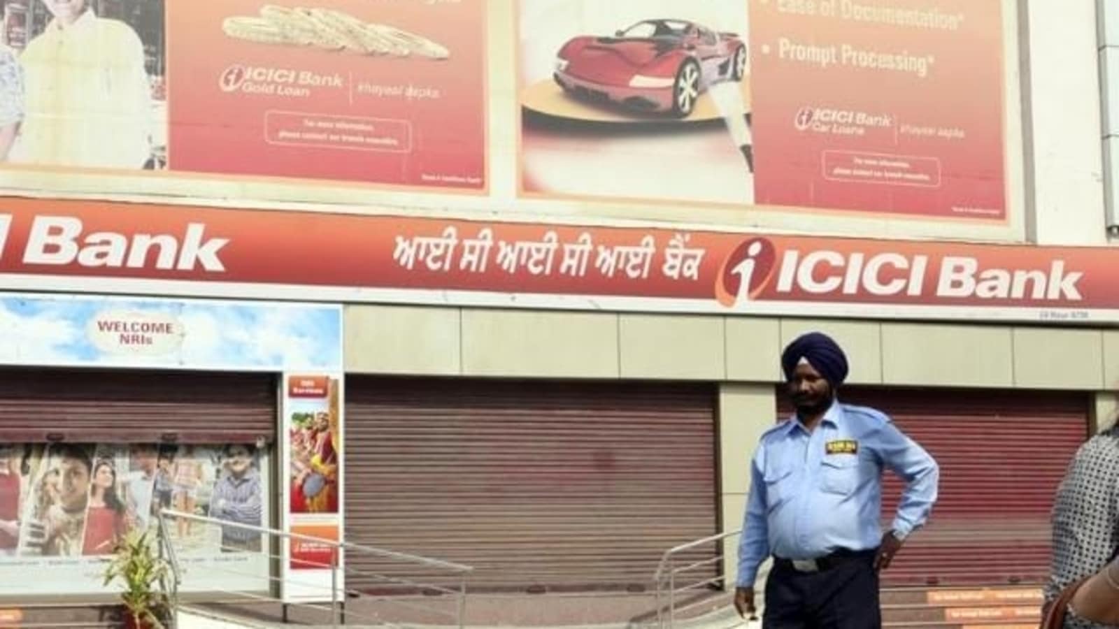 Banks to be closed on 9 days, 2 long weekends in April Full list Latest News India