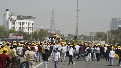 Members of Ahir community protesting at NH-48 near Toll Plaza demanding ahir regiment in the indian army, in Gurugram. (HT Photo) Members of Ahir community protesting at NH-48 near Toll Plaza demanding ahir regiment in the indian army, in Gurugram. (HT Photo)