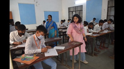 UP Board examinations of High School and Intermediate got underway all over the state on Thursday. (HT Photo)