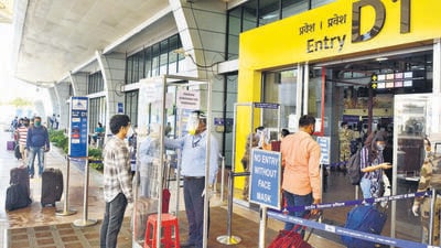 Pune airport will get a multilevel parking facility by June, which can be occupied by 1,000 cars and a multilevel terminal too will be ready for operations by December 2022. (HT FILE PHOTO) Pune airport will get a multilevel parking facility by June, which can be occupied by 1,000 cars and a multilevel terminal too will be ready for operations by December 2022. (HT FILE PHOTO)