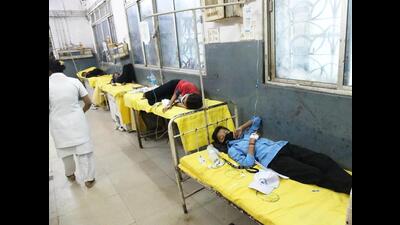 Children undergo treatment at PMCH on Thursday. (Santosh Kumar/HT Photo) Children undergo treatment at PMCH on Thursday. (Santosh Kumar/HT Photo)