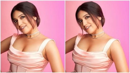 Bhumi picked a pastel pink gown for the pictures as she looked ravishing in it.(Instagram/@bhumipednekar)