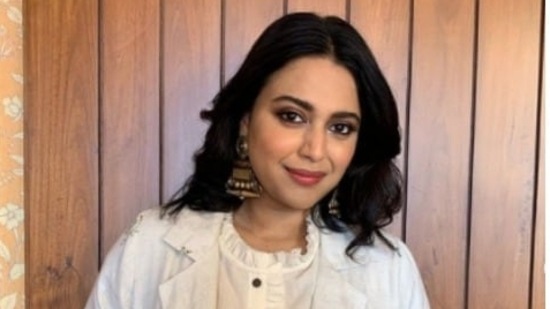 Swara Bhasker poses for the camera. (Instagram/@reallyswara)