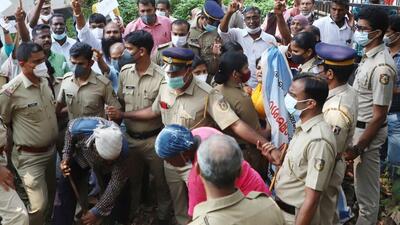 At least six districts in the state witnessed fierce resistance for more than a week after women, children and the aged blocked officials and removed survey stones. (HT Photo)