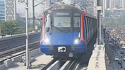 The CAG said faulty tender conditions in three Metro rail contracts of the Mumbai Metropolitan Region Development Authority led to an undue benefit of  ₹4.36 crore to contractors. HT File Photo