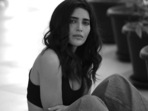 Karishma Tanna nails squat variations and leg raises with resistance band in new workout video: Watch Karishma Tanna nails squat variations and leg raises with resistance band in new workout video: Watch