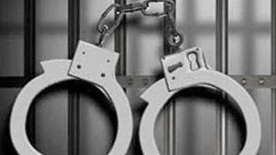 2 sex rackets busted in east Delhi; 6 including 4 women held 2 sex rackets busted in east Delhi; 6 including 4 women held