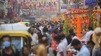 The Delhi govt plans to turn Gandhi Nagar market into a ‘Grand Garments Hub’. (HT Archive)