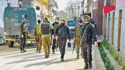 Security forces have cordoned off the area and are carrying out search operations in Kashmir’s Budgam district, officials said. (HT file photo)