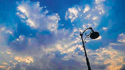 Many parts of the city continued to witness morning haze on Saturday. On Saturday, day temperature was reported to be 37.7 degrees Celsius, just 1.5 degrees warmer than normal. Hence, days are relatively cooler than nights. (REPRESENTATIVE PHOTO) Many parts of the city continued to witness morning haze on Saturday. On Saturday, day temperature was reported to be 37.7 degrees Celsius, just 1.5 degrees warmer than normal. Hence, days are relatively cooler than nights. (REPRESENTATIVE PHOTO)