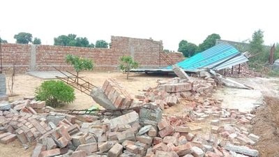 Administrative approval of 755 works amounting to ₹2,248.57 crore was sanctioned in 2021-22 for 535 unauthorised colonies, according to the report. Administrative approval of 755 works amounting to ₹2,248.57 crore was sanctioned in 2021-22 for 535 unauthorised colonies, according to the report.