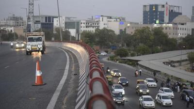 Gurugram, India - March 26: A view of the spot where a 23-year-old woman allegedly committed suicide by jumping off the Rajiv Chowk flyover, near Sohna Road, in Gurugram, India, on Saturday, March 26, 2022. (Photo by Parveen Kumar/Hindustan Times) Gurugram, India - March 26: A view of the spot where a 23-year-old woman allegedly committed suicide by jumping off the Rajiv Chowk flyover, near Sohna Road, in Gurugram, India, on Saturday, March 26, 2022. (Photo by Parveen Kumar/Hindustan Times)