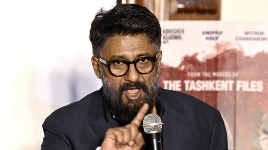 Director Vivek Agnihotri addresses a press conference regarding his movie The Kashmir Files in Delhi.(Mohd Zakir) Director Vivek Agnihotri addresses a press conference regarding his movie The Kashmir Files in Delhi.(Mohd Zakir)
