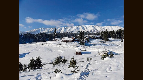 The army officials termed this event as historic and said the Chinar Corps initiative was aimed at providing first-hand exposure to specially-abled youth of Kashmir in skiing. (HT File Photo/ Representational image)