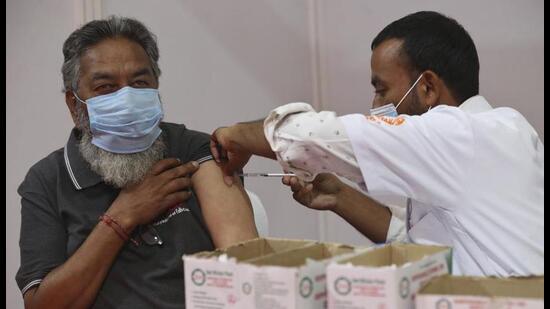 Subramanian said 5.61 million people in Tamil Nadu were yet to receive the first dose and 10.34 million people were eligible to receive the second dose of Covid vaccinations. (PTI) Subramanian said 5.61 million people in Tamil Nadu were yet to receive the first dose and 10.34 million people were eligible to receive the second dose of Covid vaccinations. (PTI)