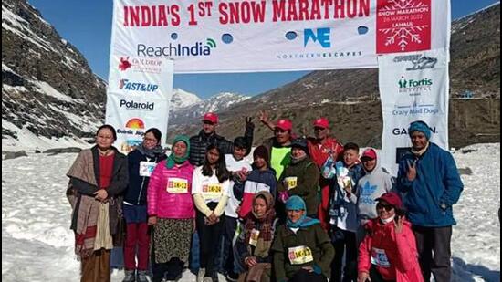 The snow marathon was held at Sissu near the north portal of the Atal Tunnel, Rohtang in Lahaul-Spiti on Saturday. (HT Photo)