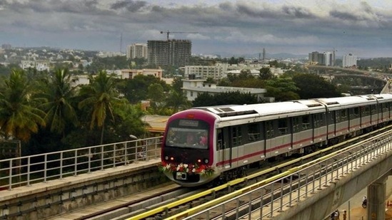 Namma Metro's purple line to be affected on Saturday night due to civil works, BMRCL said.(Ajay Aggarwal/HT Photo)