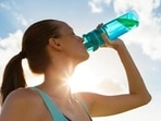 Anyone can suffer heat stroke, but people with heart disease and other cardiovascular diseases are at greater risk. Anyone can suffer heat stroke, but people with heart disease and other cardiovascular diseases are at greater risk.