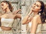 Tara Sutaria gives a fashion hit in nude bustier and pants for Heropanti 2 DaFa Kar song launch: All pics inside Tara Sutaria gives a fashion hit in nude bustier and pants for Heropanti 2 DaFa Kar song launch: All pics inside