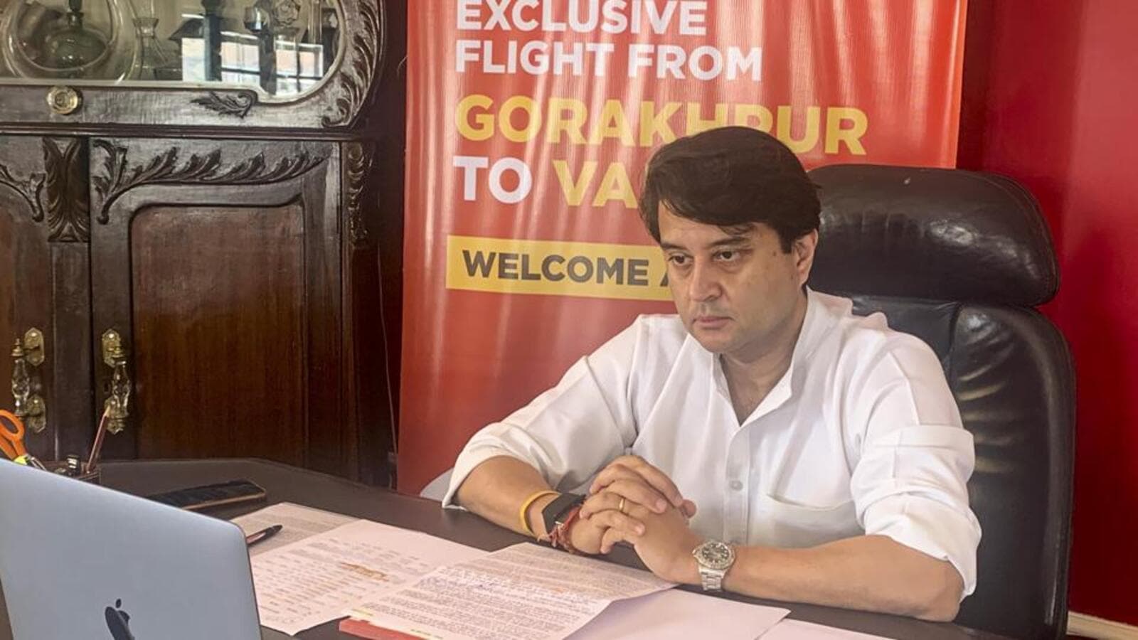 Flight between Gorakhpur and Varanasi inaugurated