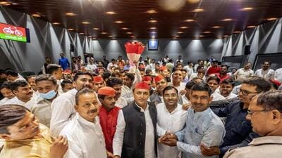 Samajwadi Party chief Akhilesh Yadav at a party programme in Lucknow. (ANI PHOTO)