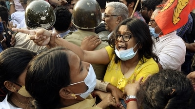 A Centre of Indian Trade Unions (CITU) supporter being detained during a protest in support of a nationwide strike on March 28th and 29th against government policies affecting workers, farmers, and people, in Kolkata. (Saikat Paul) A Centre of Indian Trade Unions (CITU) supporter being detained during a protest in support of a nationwide strike on March 28th and 29th against government policies affecting workers, farmers, and people, in Kolkata. (Saikat Paul)