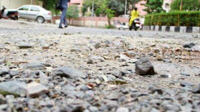 The construction of cement concrete (PCC) road will be done in Karimpura Bazar, Kucha Mansa Ram, Prem Gali, PCO Thapar street and Gurudwara Kalgidhar road in Ludhiana. (HT FILE)