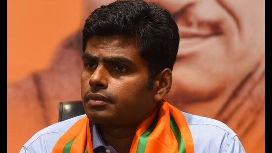 The Dravidian major threatened to sue Annamalai if he failed to comply with the legal notice served on him by DMK’s organising secretary R S Bharathi through the senior advocate P Wilson. (HT Archives) The Dravidian major threatened to sue Annamalai if he failed to comply with the legal notice served on him by DMK’s organising secretary R S Bharathi through the senior advocate P Wilson. (HT Archives)