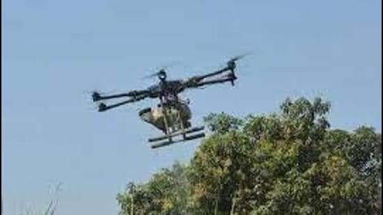 Bihar may not have choppers for anti-Maoist operations in the state, but for surveillance on illegal trade and smuggling of liquor it has hired a chopper and 45 drones from different companies. (Image used for representation). (HT PHOTO.)