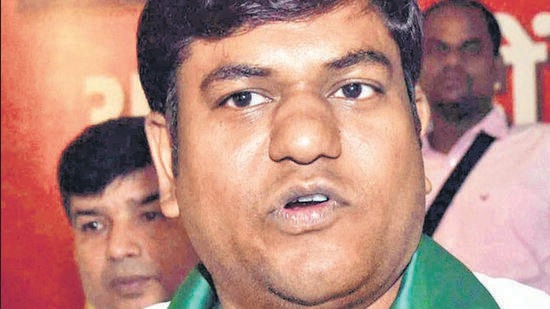 Patna, India – October 4, 2020: Vikasshil Insaan Party (VIP) president Mukesh Sahani during a press conference ahead of Bihar Assembly election, at Hotel Maurya in Patna, Bihar, India on Sunday October 04, 2020. (Photo by Santosh Kumar/ Hindustan Times)