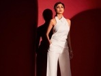 Shilpa Shetty is ‘off to a happy start’ with Yoga exercises and we are inspired (Instagram/theshilpashetty) Shilpa Shetty is ‘off to a happy start’ with Yoga exercises and we are inspired (Instagram/theshilpashetty)