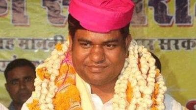 On Monday, Vikassheel Insaan Party chief Mukesh Sahni was sacked as a Bihar minister and expelled from the NDA on the advice of the BJP. (HT PHOTO.)