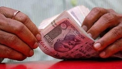 But experts are now concerned that some of this rush and easy accessibility could make people lose track of their finances or promote reckless behaviour that eventually leads them into a debt trap. (Representational Image)