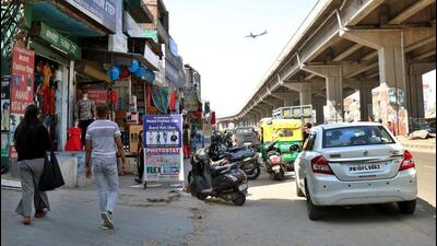 While the Zirakpur municipal council has set an income target of ₹117.5 crore, it expects to spend around ₹117 crore, making the budget only ₹50-lakh surplus. (HT File Photo) While the Zirakpur municipal council has set an income target of ₹117.5 crore, it expects to spend around ₹117 crore, making the budget only ₹50-lakh surplus. (HT File Photo)