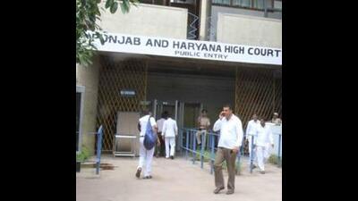 8 fresh cases registered against politicians during polls: Punjab government to HC (HT File) 8 fresh cases registered against politicians during polls: Punjab government to HC (HT File)