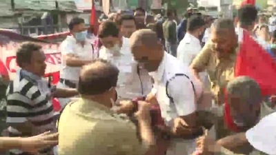 In West Bengal, government offices have been told to remain open. "It has been decided that no casual leave or any other leave for absence either in the first half or in the second half or for the whole day shall be granted to any employee on the above-mentioned dates (March 28-March 29)," a state government notification read. In West Bengal, government offices have been told to remain open. "It has been decided that no casual leave or any other leave for absence either in the first half or in the second half or for the whole day shall be granted to any employee on the above-mentioned dates (March 28-March 29)," a state government notification read.