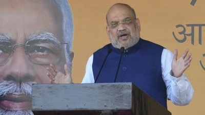 Union home minister Amit Shah addressing the gathering during the inauguration of various development projects in Chandigarh on Sunday. (Keshav Singh/HT) (HT_PRINT)