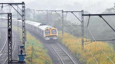 Not only trains going south, but long-distance Howrah Express going to Kolkata and other superfast trains stopped at Daund station for switching engine direction. (REPRESENTATIVE PHOTO)