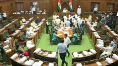 Ruckus erupted in Delhi assembly over remarks against Arvind Kejriwal. &nbsp; (ANI)