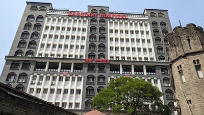 The new, 11-floored building at Sassoon general hospital which became operational after 11 years due to the pandemic will now open up for non Covid-19 patients in a month’s time. (Shankar Narayan/HT PHOTO)