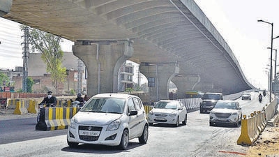 Vehicles plying on the Elevated Road from Octroi post on Ferozepur Road to Verka Milk Plant in Ludhiana on Tuesday. (Gurpreet Singh)