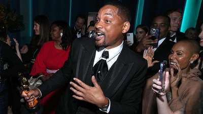 Will Smith and Jada Pinkett Smith at Vanity Fair party after the Oscars. Will Smith and Jada Pinkett Smith at Vanity Fair party after the Oscars. 