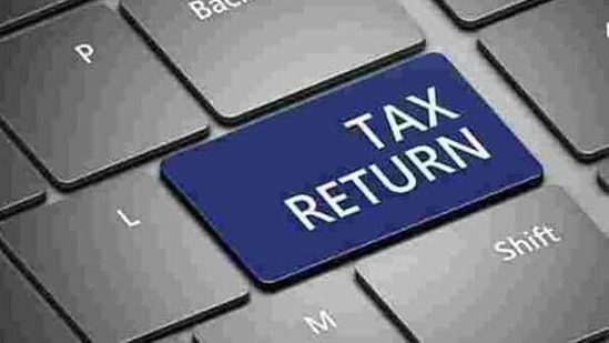 The Income Tax department has issued refunds worth over <span class='webrupee'>?</span>1.36 lakh crore to over 40 lakh taxpayers so far this fiscal.