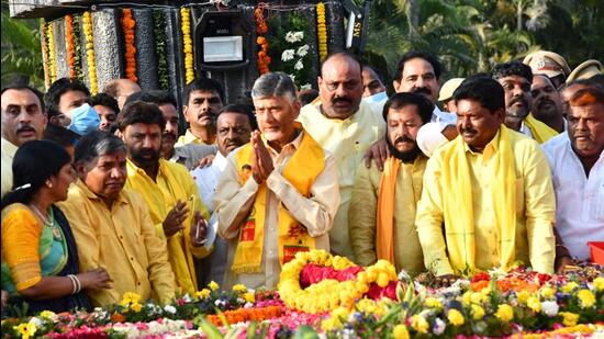 Former Andhra Pradesh chief minister N Chandrababu Naidu was addressing party workers at New MLA Quarters in Hyderabad, where his father-in-law and popular actor NT Rama Rao had founded the party on this day 40 years ago. (HT) Former Andhra Pradesh chief minister N Chandrababu Naidu was addressing party workers at New MLA Quarters in Hyderabad, where his father-in-law and popular actor NT Rama Rao had founded the party on this day 40 years ago. (HT)